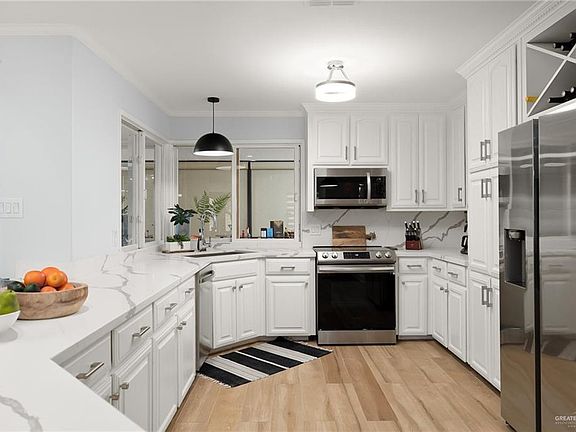 3rd image of 2020 Joy St