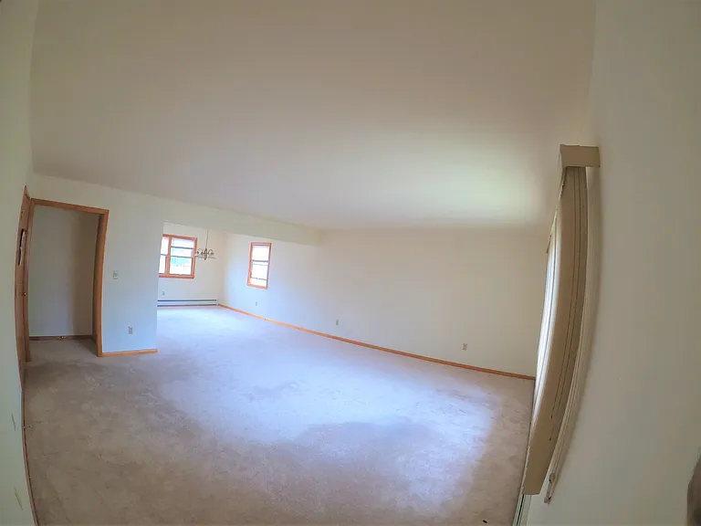 404 Jackson Ave #2 — Photo 5