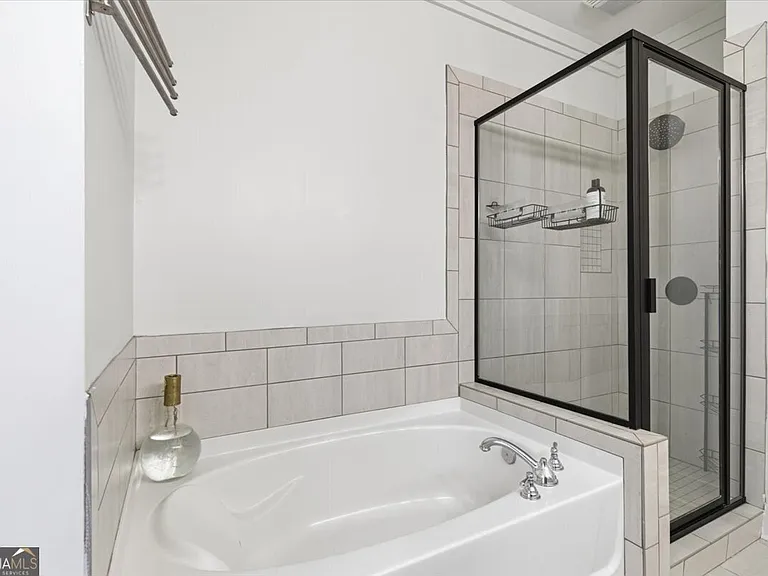 740 Liberty Commons Dr NW — Photo 32