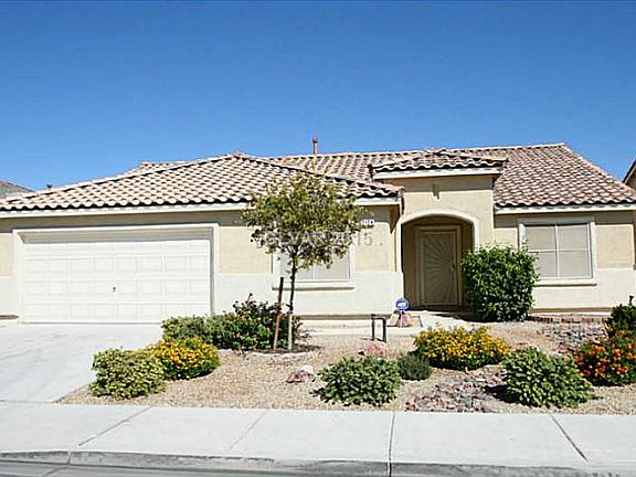 3rd image of 2128 W El Campo Grande Ave