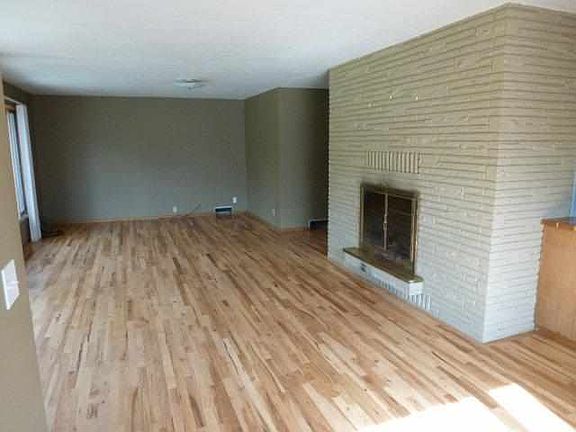 5th image of 2705 Park St
