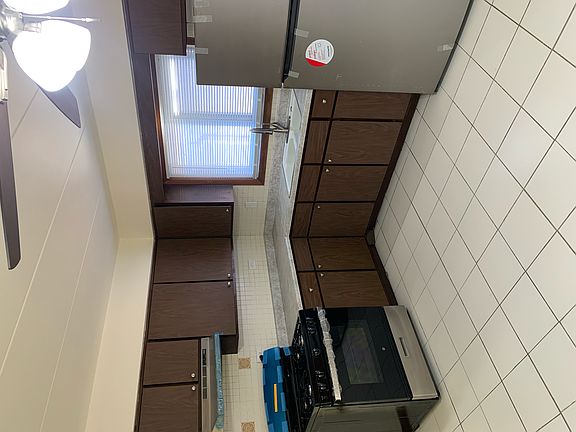 3rd image of 12801 Honore St APT 2E