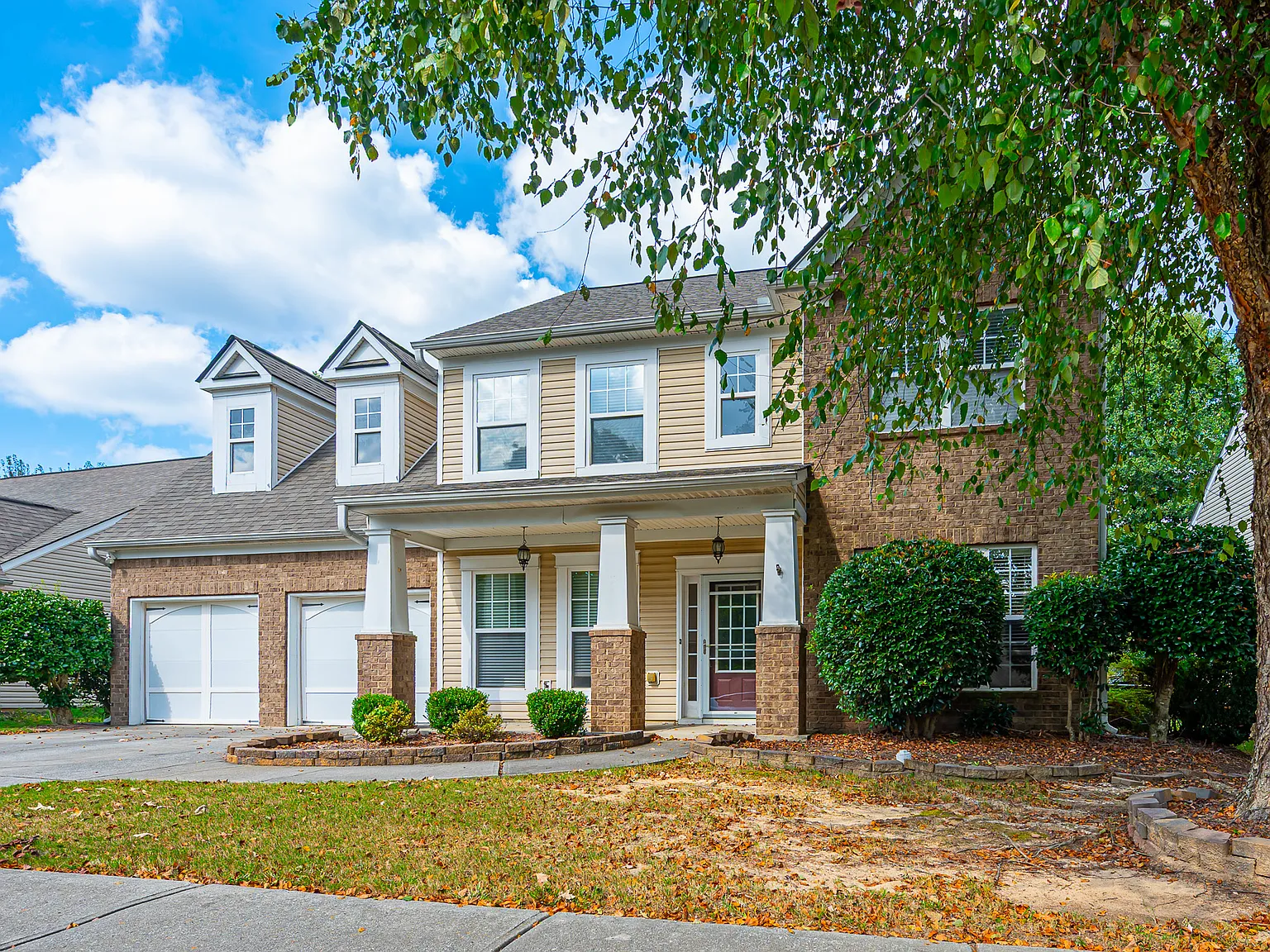 4 bed, 2170 sqft, $2,300 — Photo 3