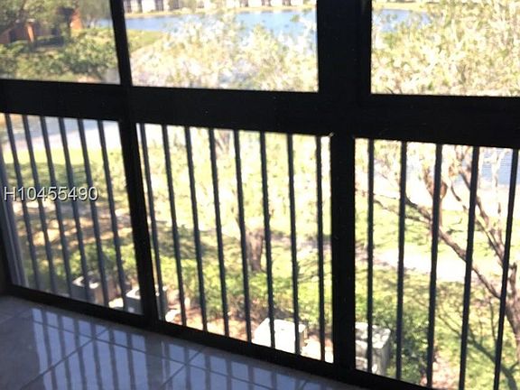 3rd image of 801 SW 141st Ave APT 304O