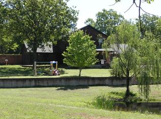 8834 State Route Zz, West Plains, MO 65775