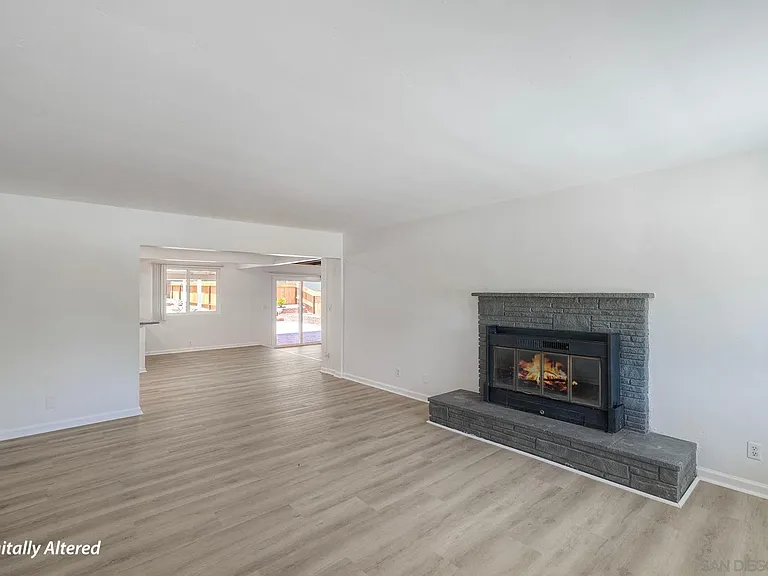 1921 Felicita Rd — Photo 7