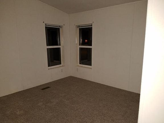 2nd image of 138 Teakwood Dr