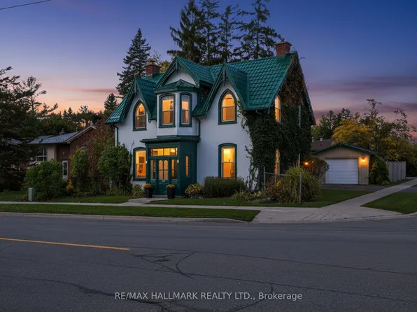 84 Wellington St E, Barrie, ON L4M 2C4