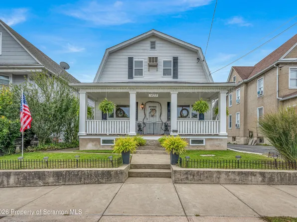 1429 Elizabeth St, Scranton, PA 18504
