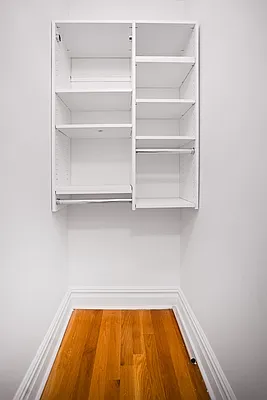 Rented by Waldstar Real Estate LLC | media 15