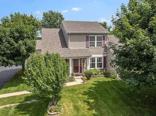 61 Wingate Ct, Oswego, IL 60543