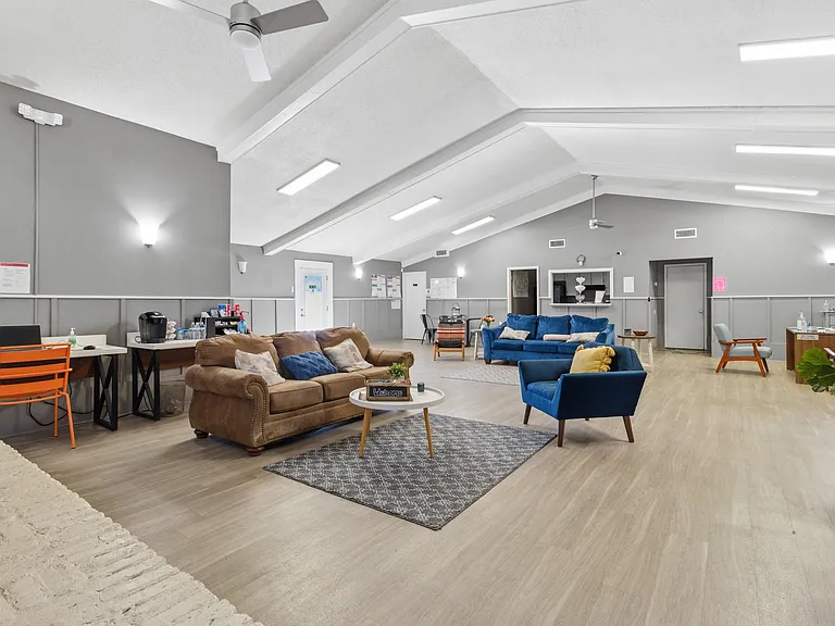 Reserve at Midtown — Photo 18