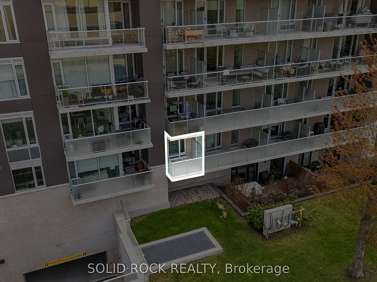 530 De Mazenod Ave #201 — Photo 22
