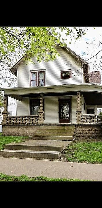 1st image of 202 Medina St