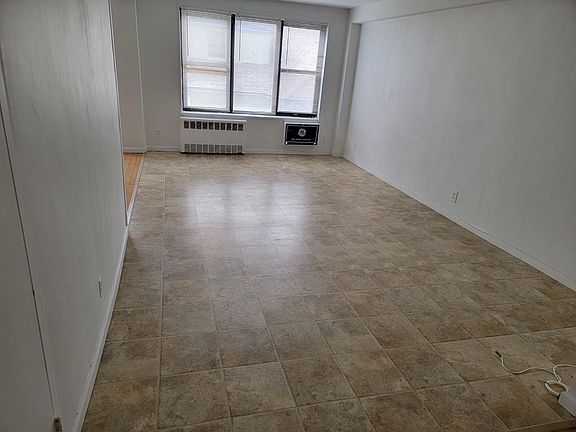 3rd image of 47 Davis Ave APT 4H