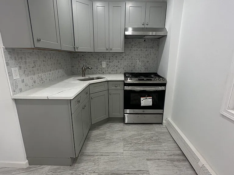 190 Clinton Ave #2 — Photo 2