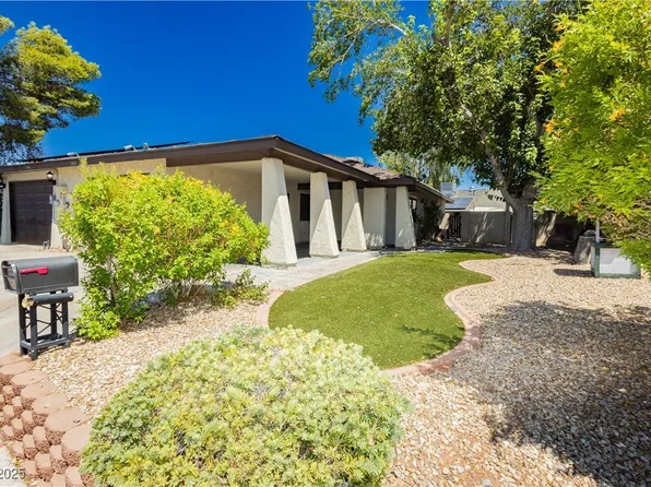 3410 Pecos Way, Las Vegas, NV 89121