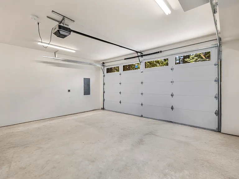23 Byron Ln — Photo 14