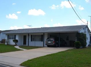 26600 E Cove Dr, Tavares, FL 32778