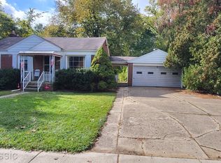 333 Boschma St, Clawson, MI 48017