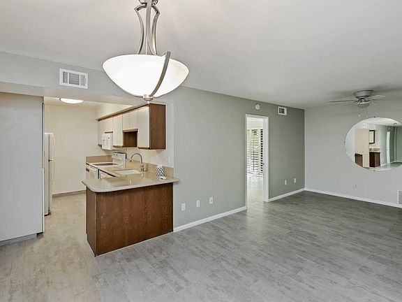 5th image of 351 N Hermosa Dr Unit 5C1