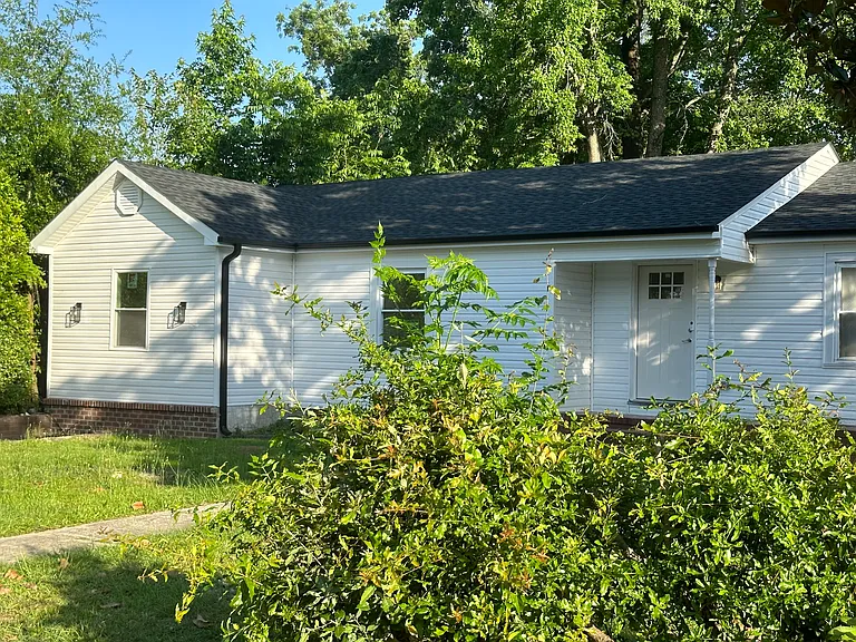 5111 Cypress Rd — Photo 1