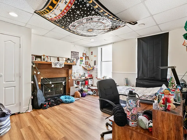 2120 E Carson St — Photo 12