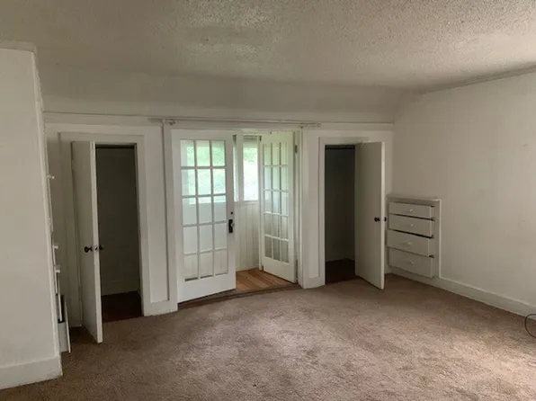 700 N Anna Pl #1-9, Fayetteville, AR 72701