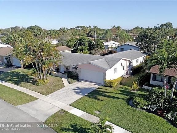 4th image of 4410 NW 9th Ct