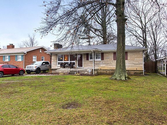 2nd image of 7916 Poinsettia Dr