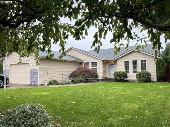 11838 Partlow Rd, Oregon City, OR 97045