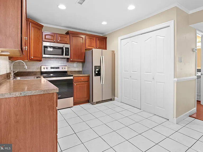 2208 Notely Ln — Photo 8