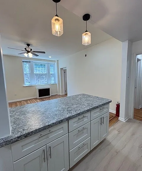 Clinton Place — Photo 20