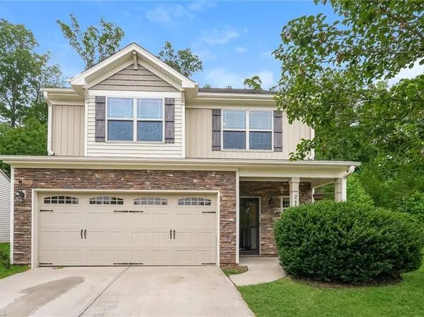 2633 Chari Park Ln, Walkertown, NC 27051
