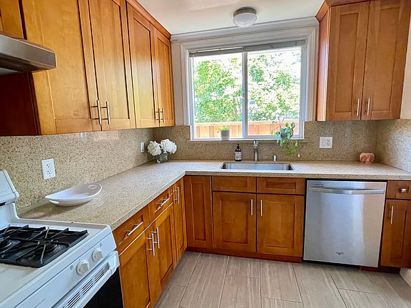 3rd image of 502 S Sunnyvale Ave