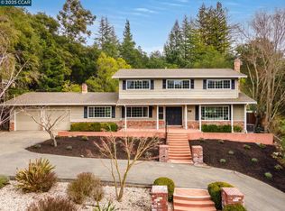 1 Calvin Dr, Orinda, CA 94563