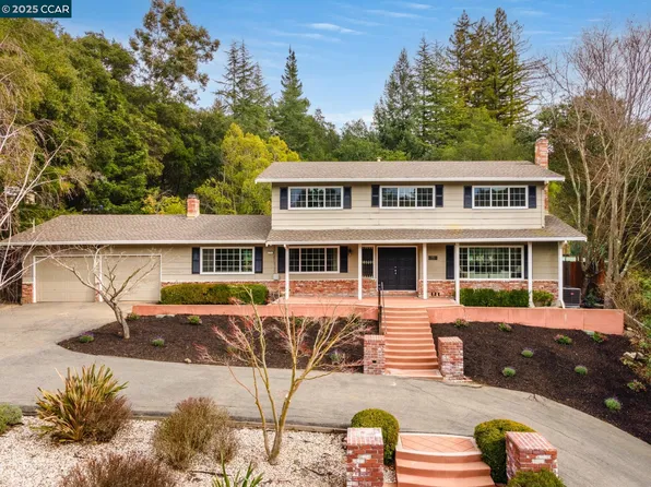 1 Calvin Dr, Orinda, CA 94563