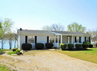 70 Lakeview Ln, Linn Valley, KS 66040
