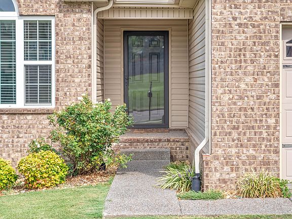 3rd image of 3504 Cumberland Cove Dr