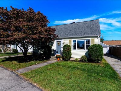 116 Stearns St, Pawtucket, RI, 02861