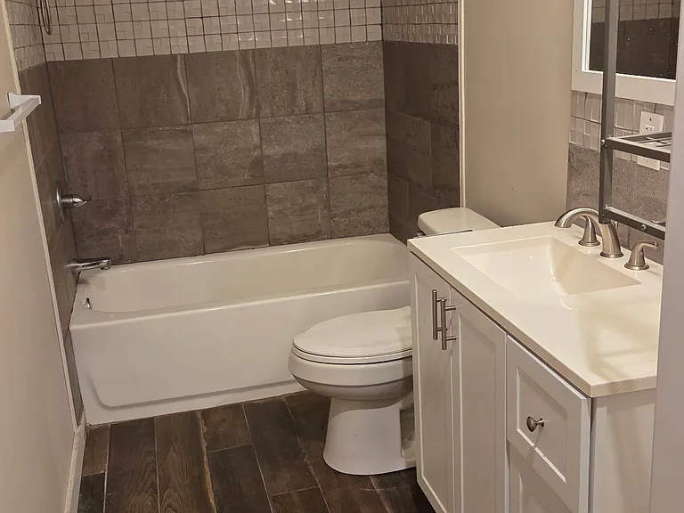 4120 Rainbow Dr — Photo 3