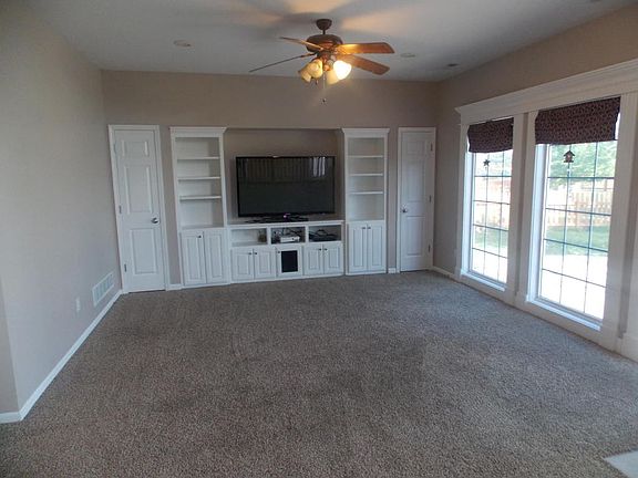 2nd image of 4106 Bennington Dr