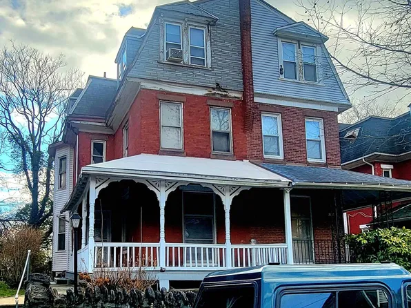 324 W Earlham Ter, Philadelphia, PA 19144