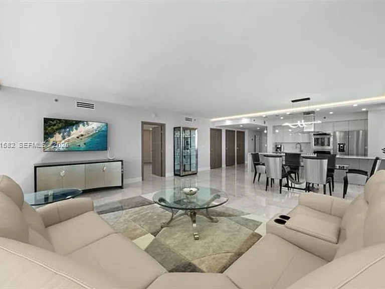 1830 S Ocean Dr #1002 — Photo 8