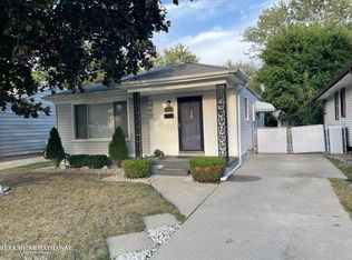 25800 Tecla Ave, Warren, MI 48089