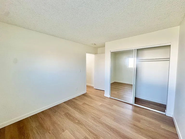 Westpark Apartments — Photo 17