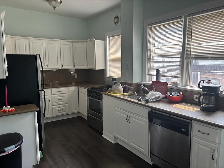 3248 N Clark St #1R — Photo 19