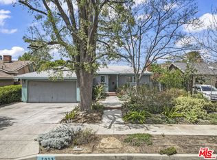 7033 Bothwell Rd, Reseda, CA 91335