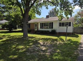 618 Lawson Dr, Perry, GA 31069