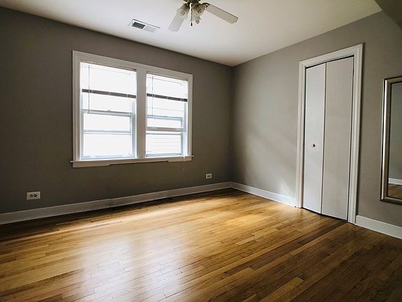 5th image of 4954 N Leavitt St #2